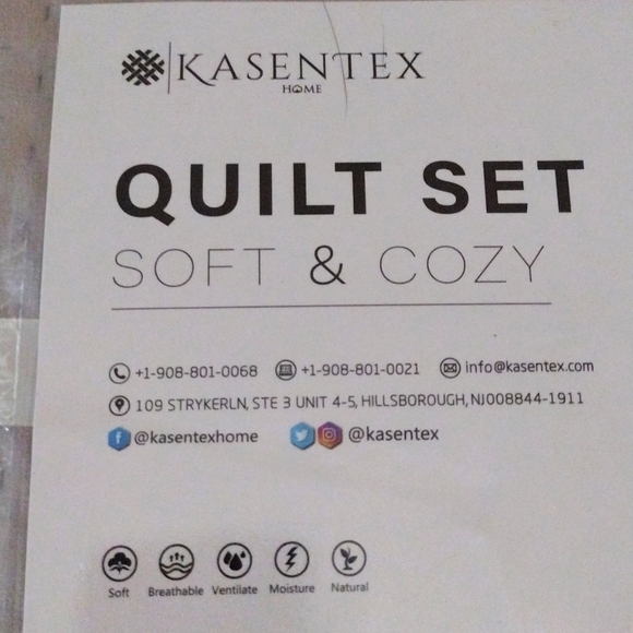 Plush Velvet King Size Bedding Set Coverlet 2 Shams 2 Pillows Like New - Picture 5 of 7